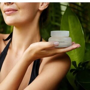 Gentle Exfoliating Peel - White